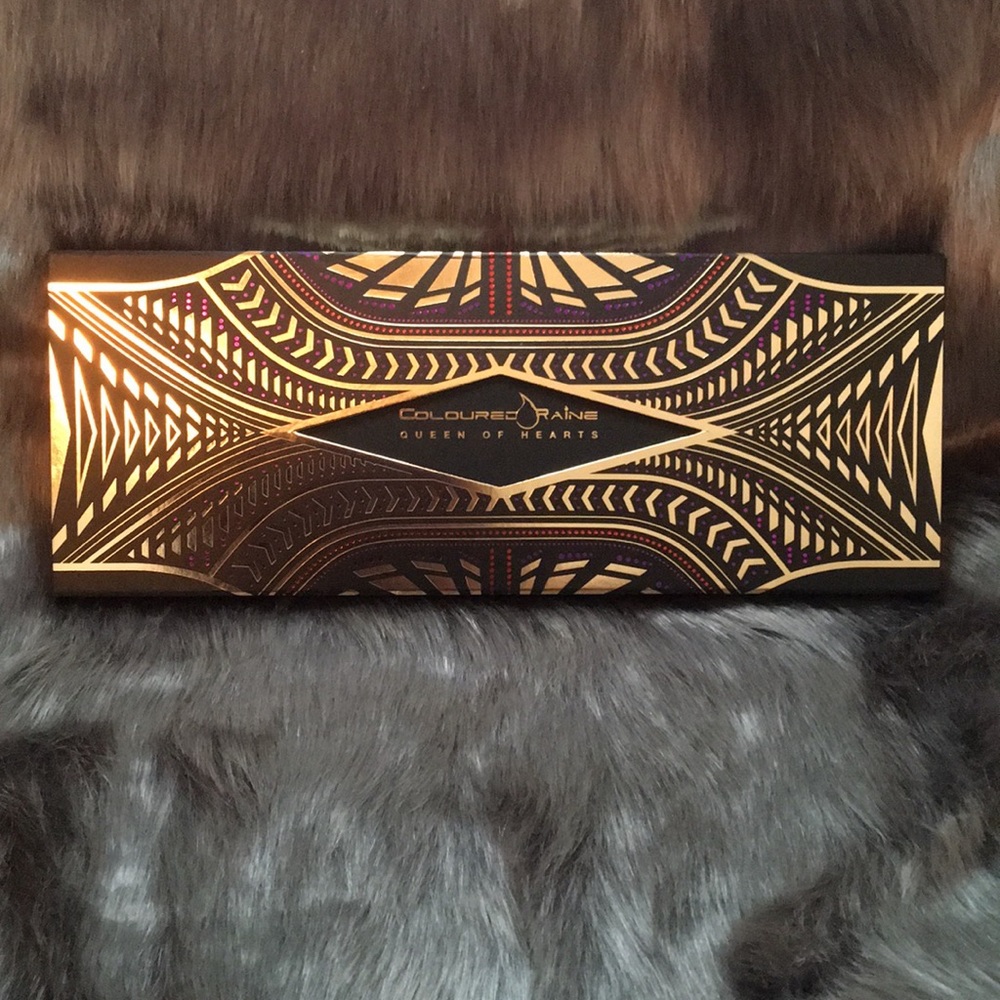 Coloured Raine Queen of Hearts Eyeshadow Palette